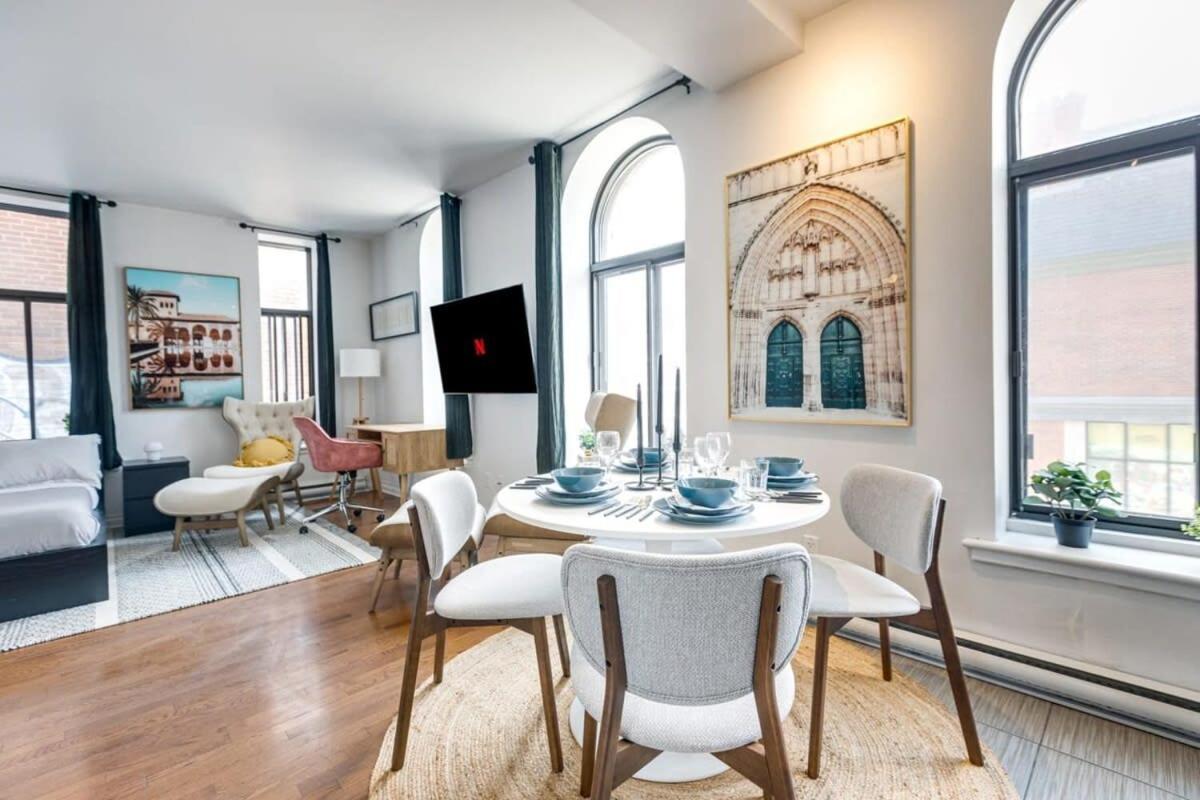 M11 Bright Studio In The Heart Of Mtl Монреаль Экстерьер фото